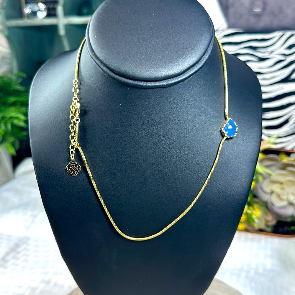 KENDRA SCOTT MARA TESS GOLD BLUE STONE NECKLACE